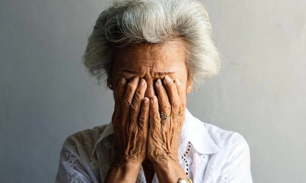 SOS εκπέμπει γηροκομείο στην Γαλλία: Νόσησαν όλοι οι ηλικιωμένοι με κορονοϊό